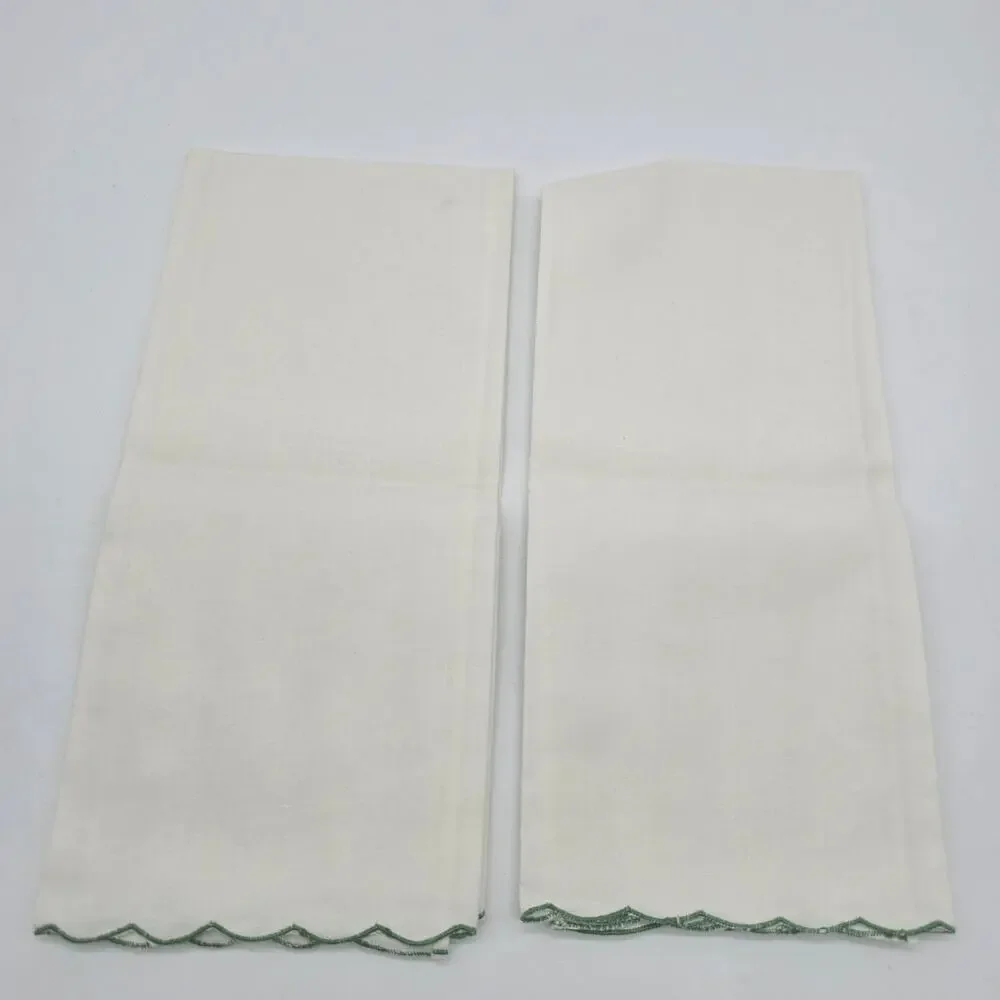 Vtg Hand-Appliquéd and Embroidered Cotton Guest Tea Towels Retro Shabby Chic